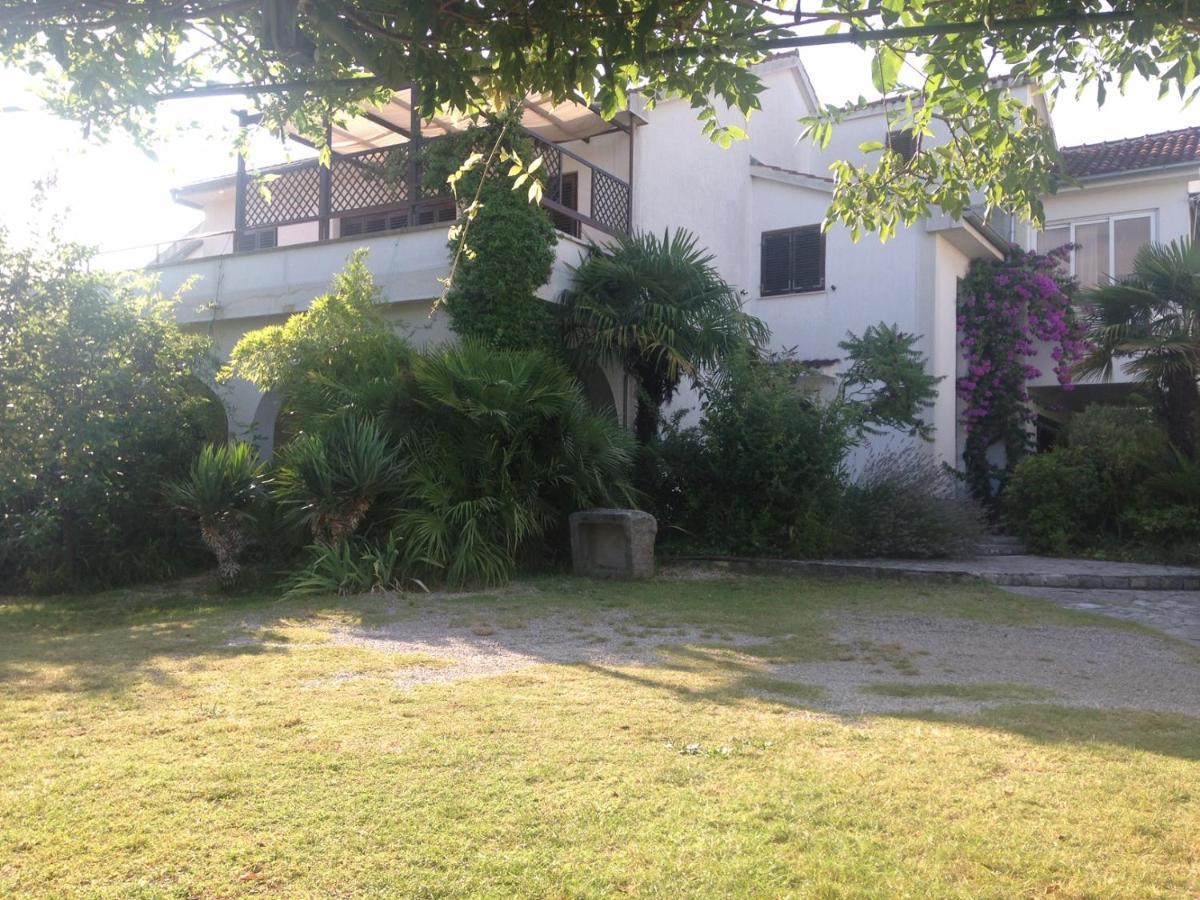 מאלינסקה Apartmani Dubasnica מראה חיצוני תמונה